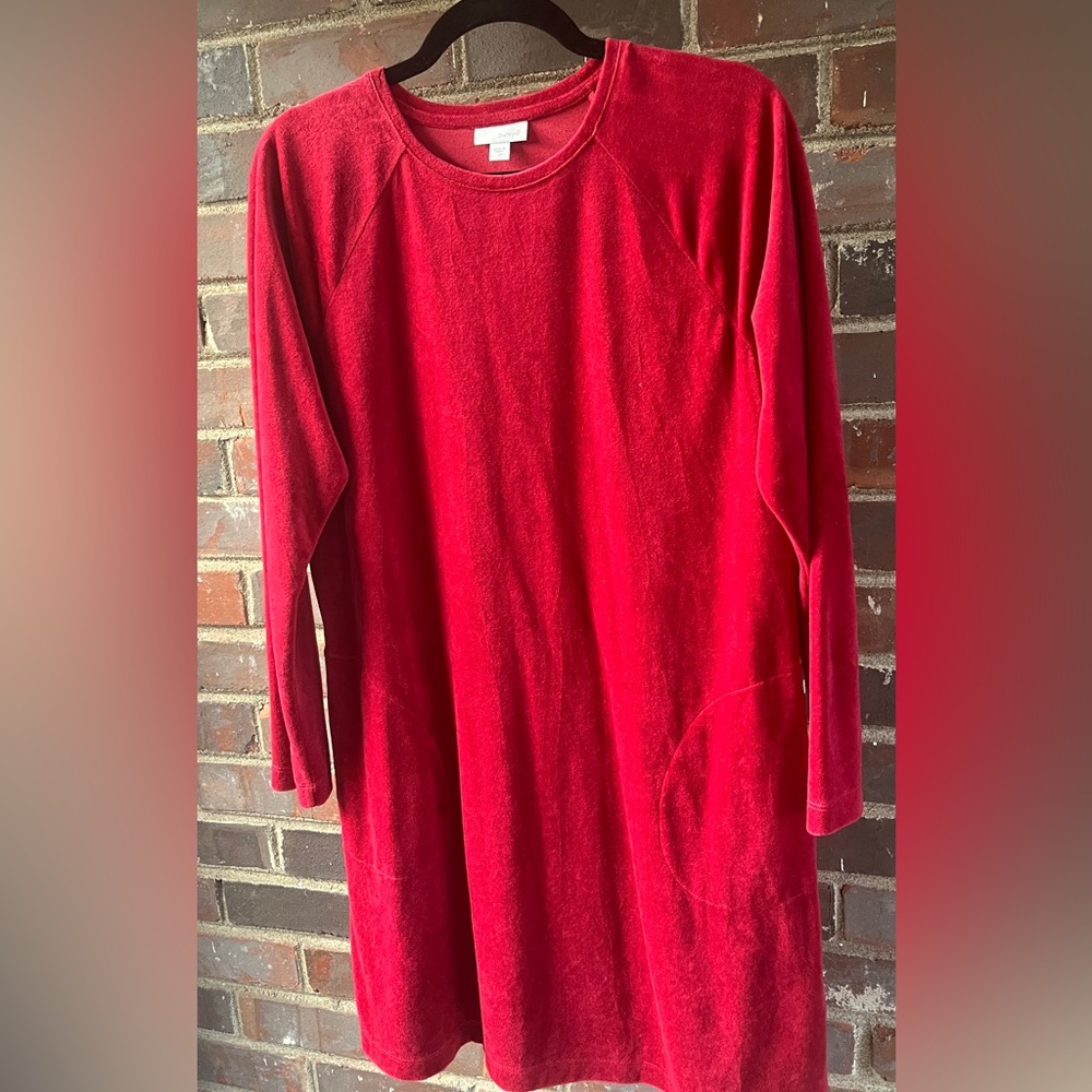 Red Velvet Long Sleeve Women's Dress